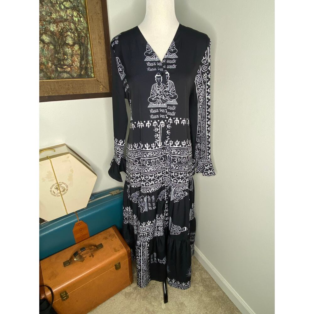 NWT Black White Buddha Sanskrit Print Boho Maxi Dress Bell Sleeves Size Small